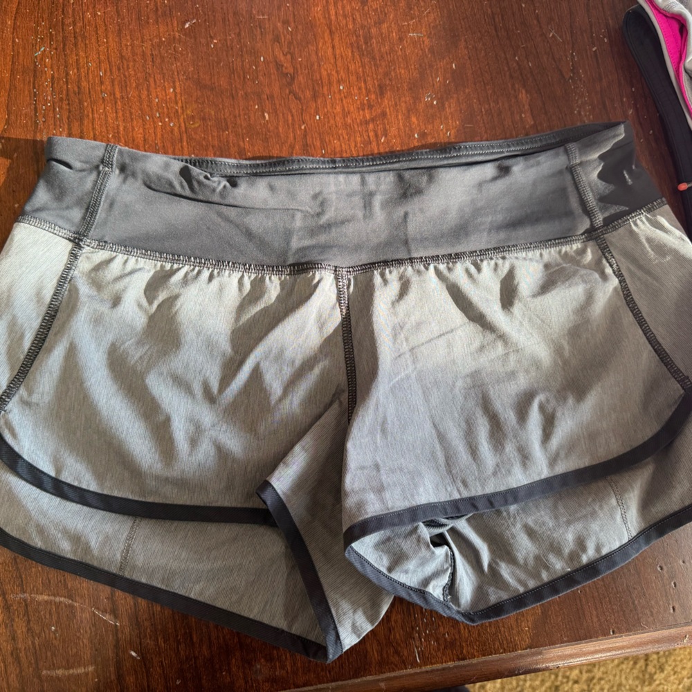 Lululemon speeds size 8